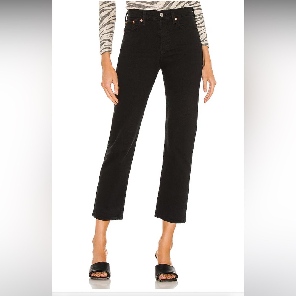 Levi's | Wedgie premium Straight Jeans in Black Heart Size 25